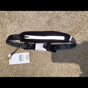 gymshark running belt